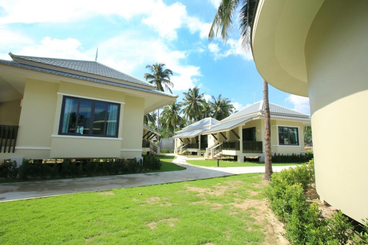 Wis Beach Khanom Exteriör bild
